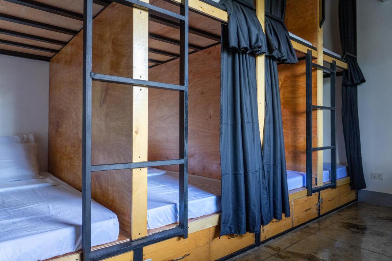 Momo Hostel Моалбоал Экстерьер фото