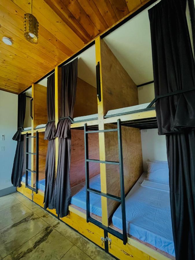 Momo Hostel Моалбоал Экстерьер фото