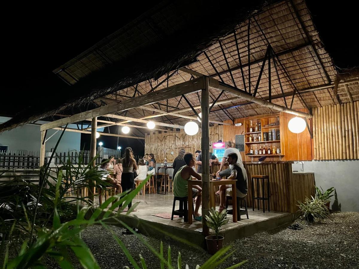 Momo Hostel Моалбоал Экстерьер фото