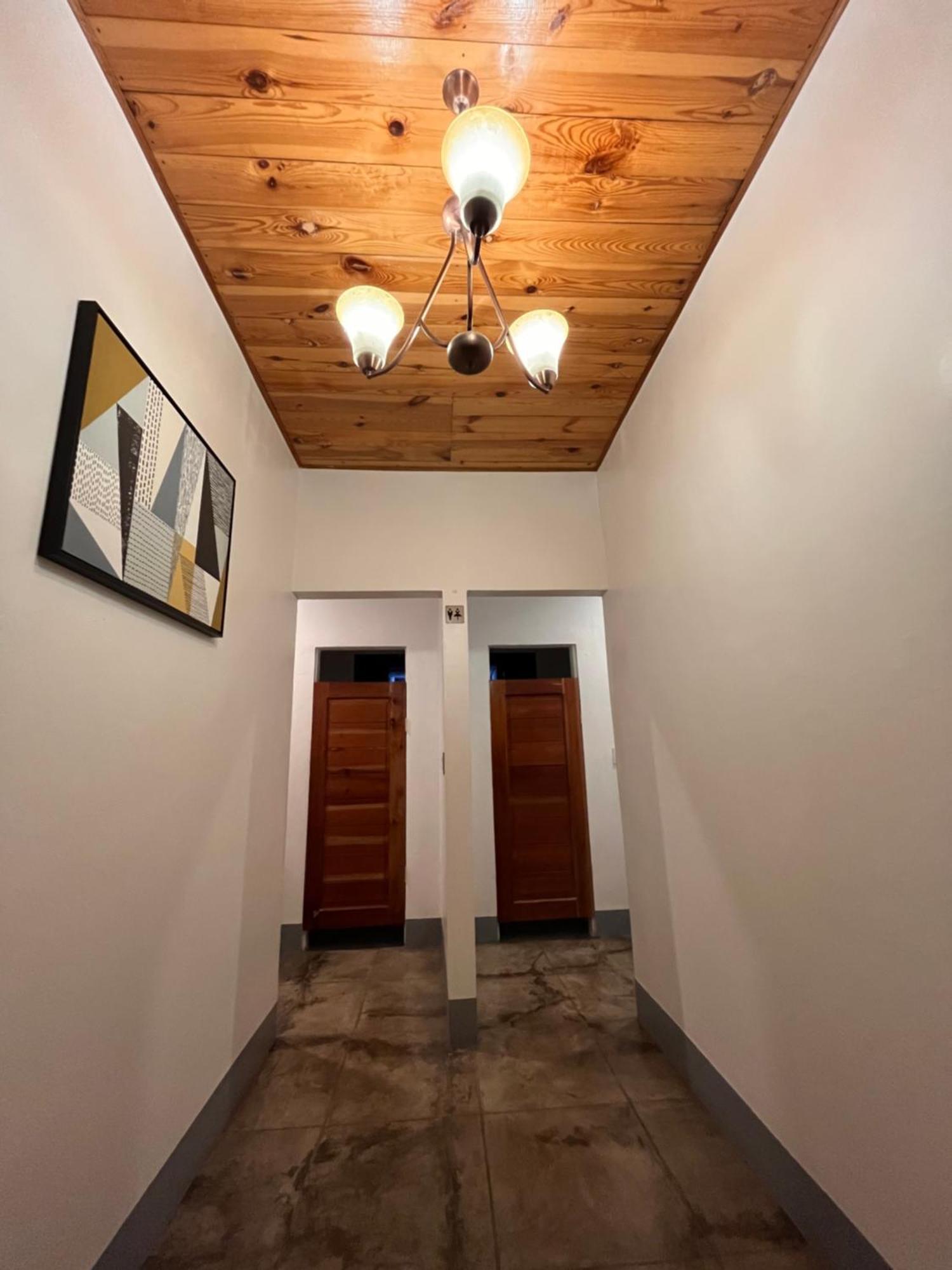 Momo Hostel Моалбоал Экстерьер фото